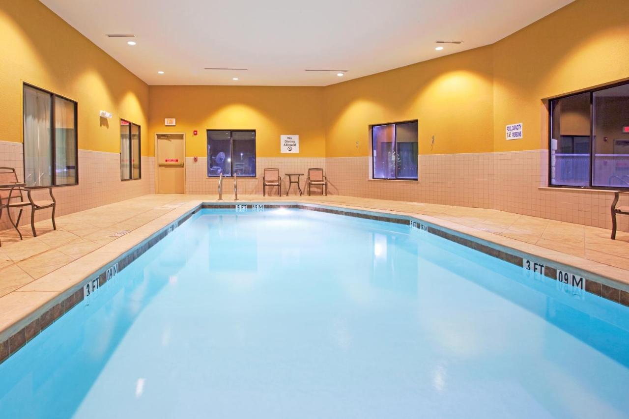 Holiday Inn Express Hotel & Suites Amarillo South By Ihg Esterno foto