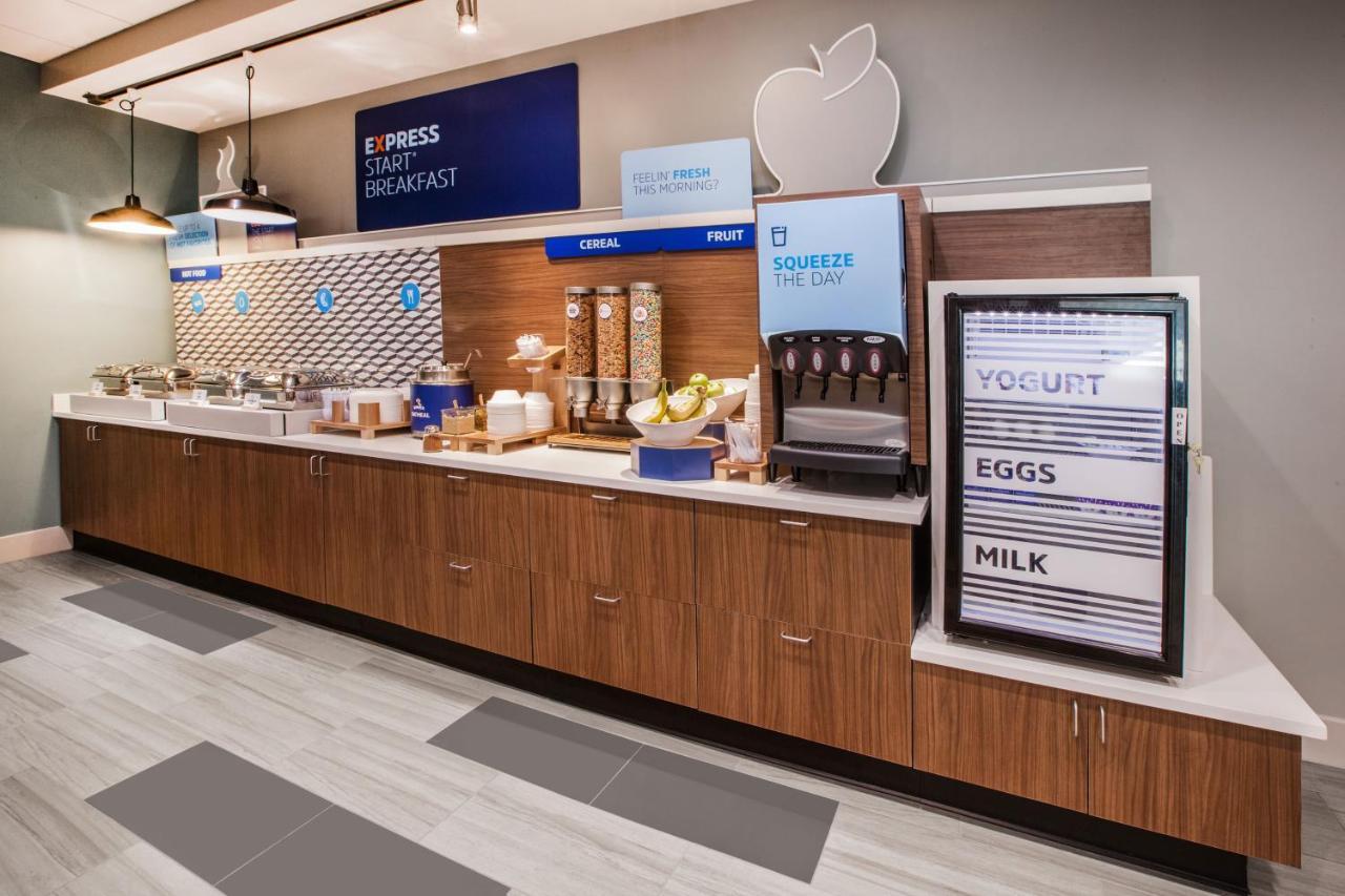 Holiday Inn Express Hotel & Suites Amarillo South By Ihg Esterno foto